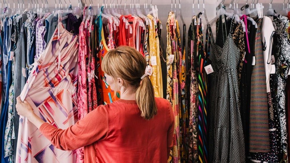 İkinci El Moda Pazarı Büyüyor: Ünlü Markalar Da Pazara Giriyor